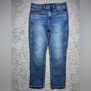 Gap  Womens 6 Petite (fit like 2/4) Slim High Rise Stretch Clean Denim Classic